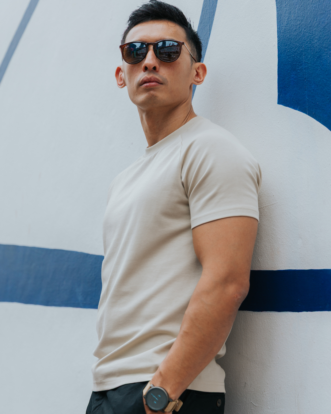 Raglan T-Shirt for Short(er) Men | Athletic Comfort For All Shoulder Types
