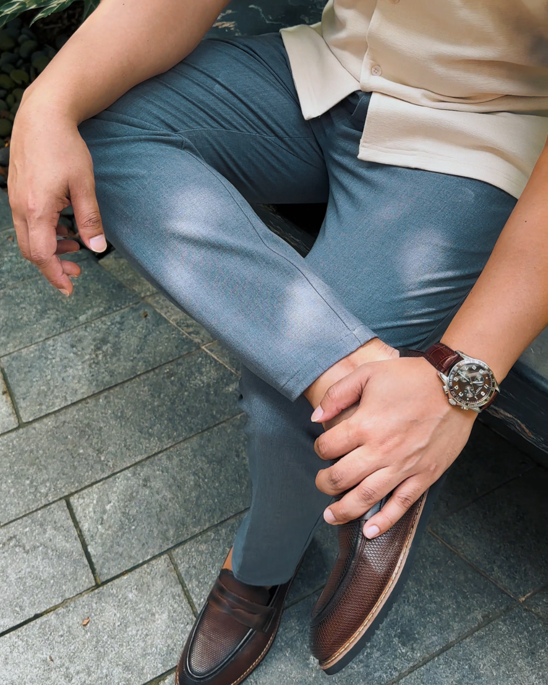 Essentials for short men - man wearing hybrid performance pants in grey